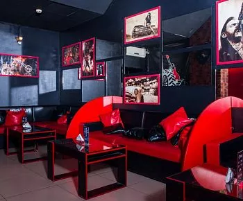 Rock’N’Roll Racing Bar / Рок-Н-Ролл Рэйсинг Бар (закрыт)