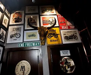 Milwaukee bar&restaurant
