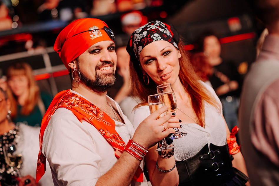 Jagger Legend - кредитные карты maestro