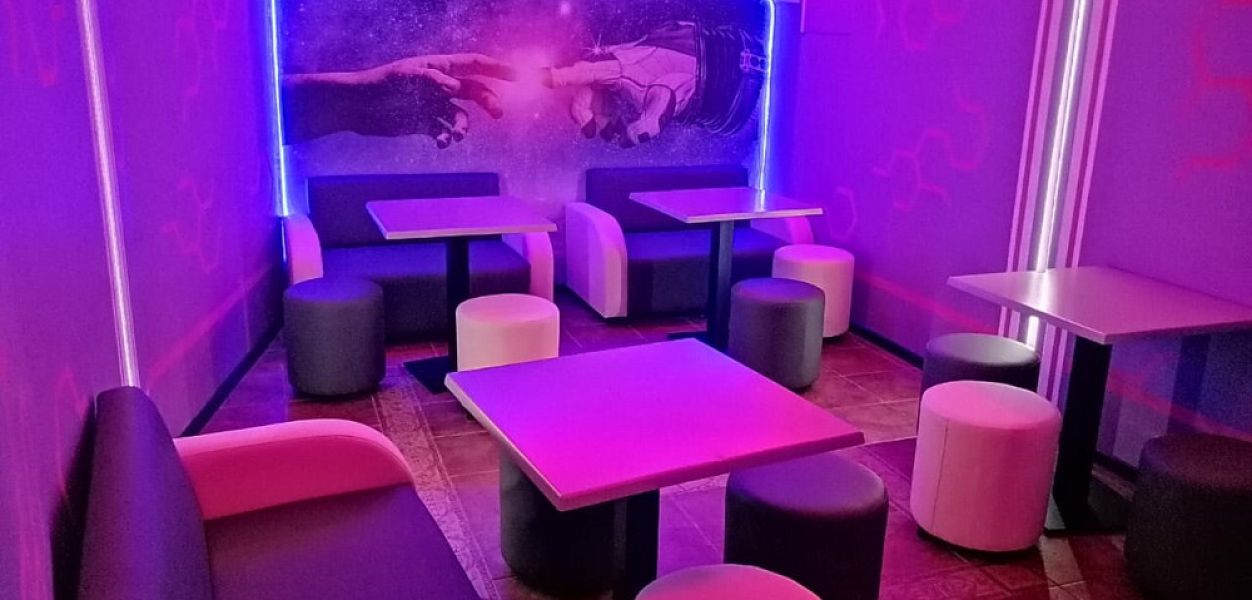 Cosmo bar (закрыт) - фотография № 1