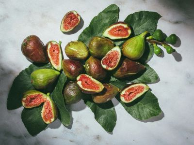 Сезон инжира в ресторане «Плюшкин»