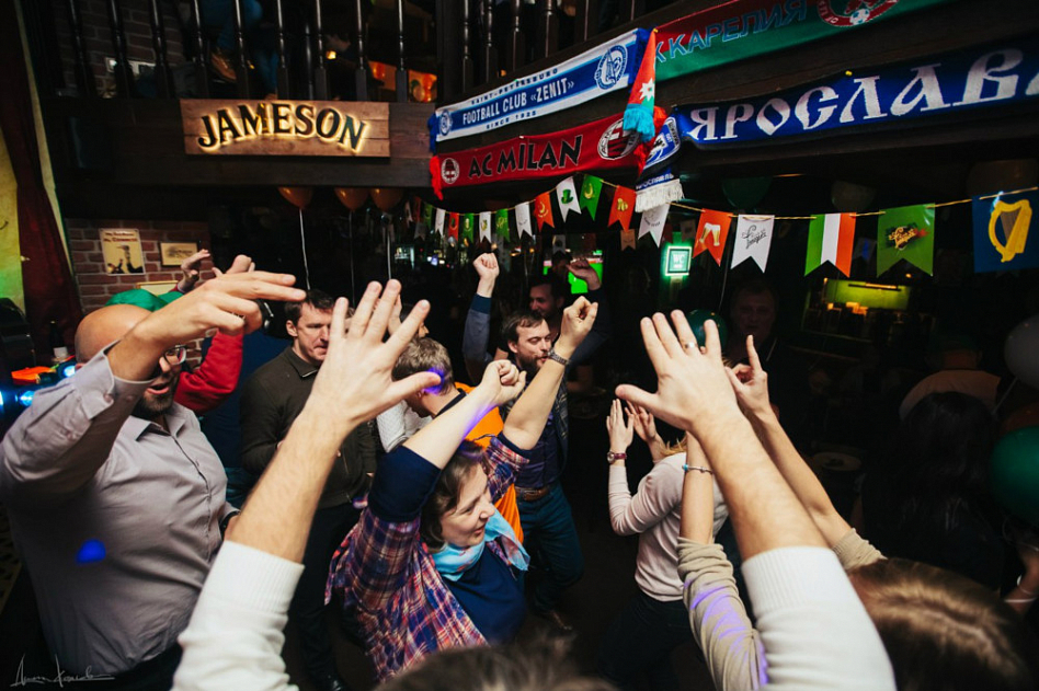 Finnegan's Irish Pub - фотография № 10