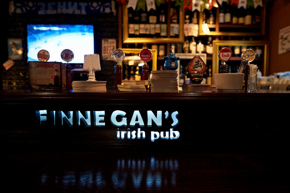 Finnegan's Irish Pub - фотография № 7